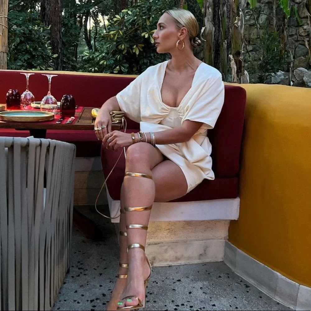 NWT Zara 2 Piece Multiposition Balloon Bodysuit and Voluminous Mini Skirt - Picture 9 of 16